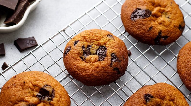 The Best Keto Chocolate Chip Cookies